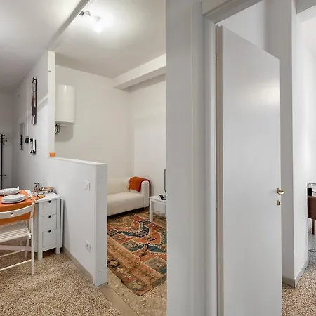 Flats4Rent Maximiliano Apartment Verona
