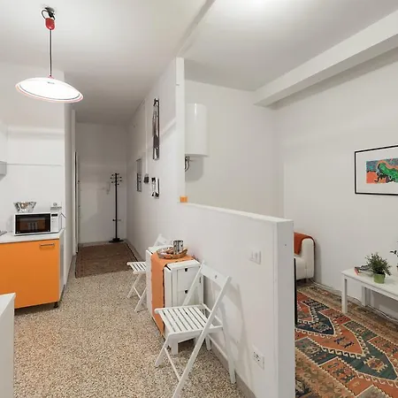 Flats4Rent Maximiliano Verona