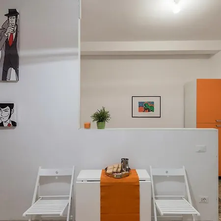 Flats4Rent Maximiliano Apartment