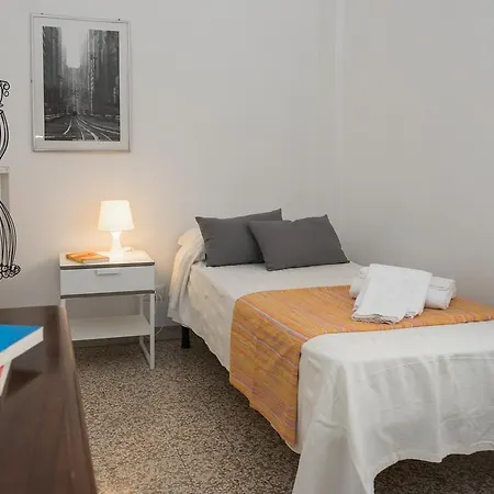 Flats4Rent Maximiliano